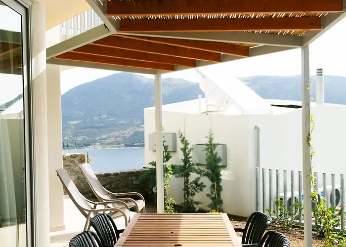 Physis Fokida Villa *